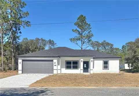 2349 W Oakland Ln, Citrus Springs, FL 34434