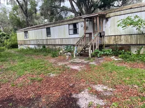 11296 W Yellow Oak Ln, Crystal River, FL 34428