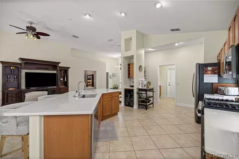 Kitchen - 155 W Doerr Path, Hernando, FL 34442 photo 2 of 6
