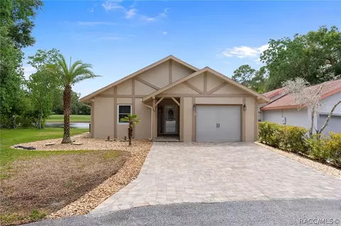 60 Golfview Ct, Homosassa, FL 34446
