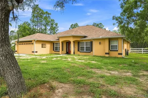 4350 W Horseshoe Dr, Beverly Hills, FL 34465