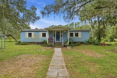9380 N Cedar Cove Rd, Dunnellon, FL 34434