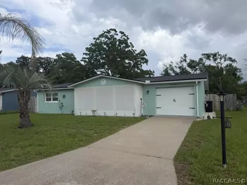 91 S Osceola St, Beverly Hills, FL 34465