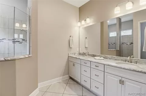Bath - 2030 N Bush Hill Loop, Hernando, FL 34442 photo 1 of 3