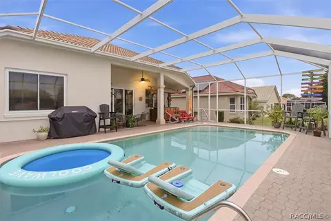 Exterior - 1096 W Diamond Shore Loop, Hernando, FL 34442 photo 4 of 13