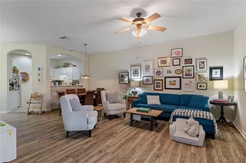 Living - 1646 W Spring Meadow Loop, Lecanto, FL 34461 photo 2 of 3