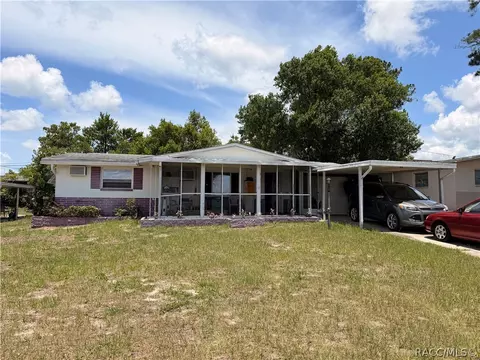 66 S Washington St, Beverly Hills, FL 34465