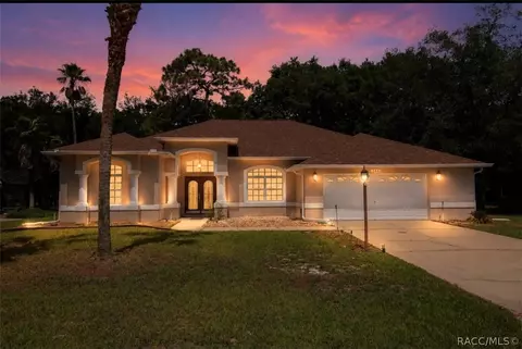 146 Douglas St, Homosassa, FL 34446