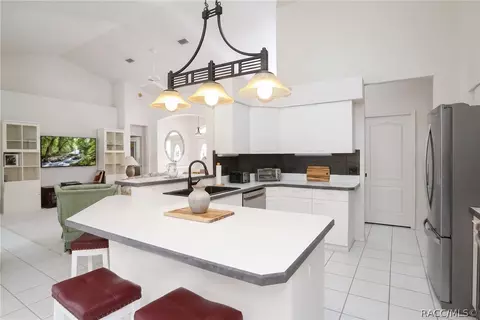 Kitchen - 3126 N Lambeth Path, Hernando, FL 34442 photo 2 of 2
