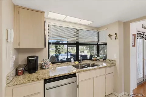 Kitchen - 409 N Turkey Pine Loop, Lecanto, FL 34461 photo 3 of 3