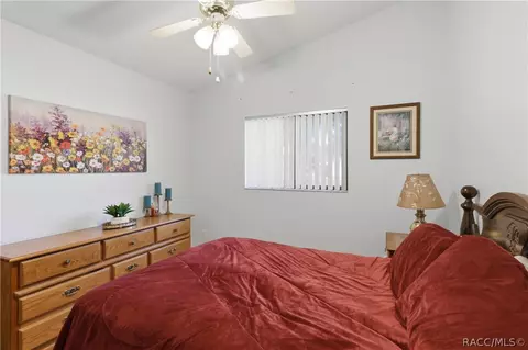 Bedroom - 409 N Turkey Pine Loop, Lecanto, FL 34461 photo 3 of 5