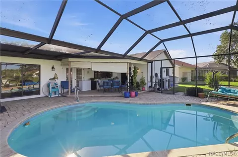 Exterior - 409 N Turkey Pine Loop, Lecanto, FL 34461 photo 2 of 8