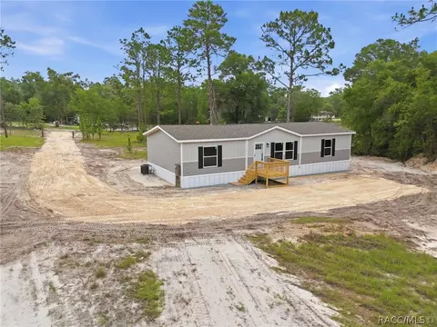 7358 W Edwardian St, Dunnellon, FL 34433