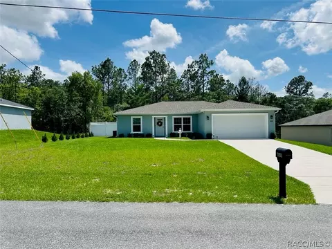8848 N Paradisea Dr, Citrus Springs, FL 34433