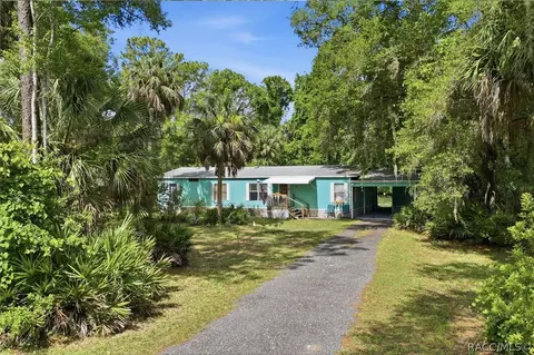4390 N Williams Ave, Crystal River, FL 34428