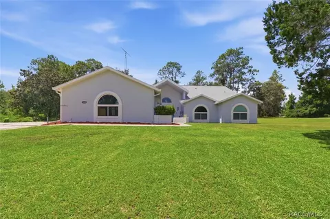 1484 W Pinehill Dr, Beverly Hills, FL 34465