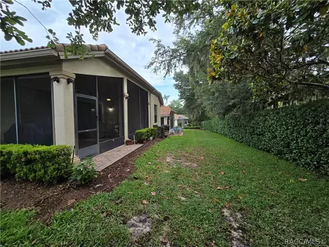 Exterior - 619 W Doerr Path, Hernando, FL 34442 photo 7 of 10