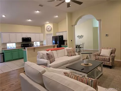 Living - 619 W Doerr Path, Hernando, FL 34442 photo 2 of 2
