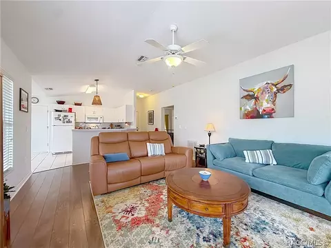 Living - 735 W Toucan Loop, Hernando, FL 34442 photo 3 of 4