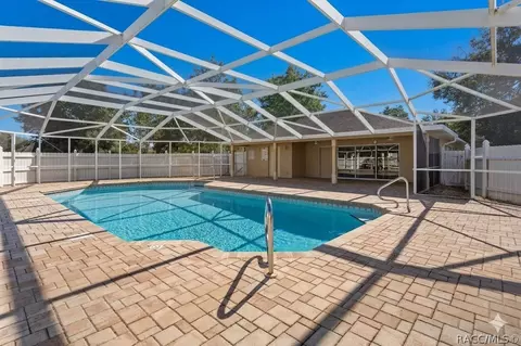 Exterior - 735 W Toucan Loop, Hernando, FL 34442 photo 7 of 8