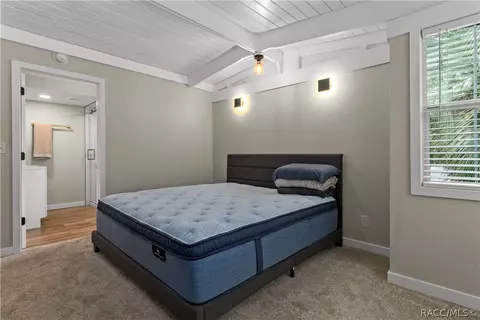 Bedroom - 6466 N Lakeside Dr, Hernando, FL 34442 photo 2 of 5