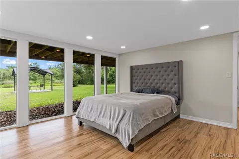Bedroom - 6466 N Lakeside Dr, Hernando, FL 34442 photo 4 of 5