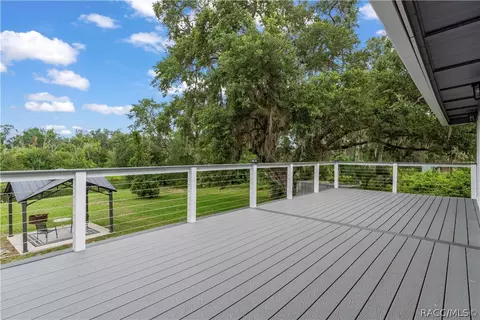 Exterior - 6466 N Lakeside Dr, Hernando, FL 34442 photo 3 of 6