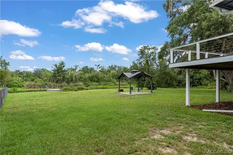 Exterior - 6466 N Lakeside Dr, Hernando, FL 34442 photo 6 of 6