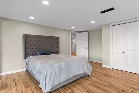 Bedroom - 6466 N Lakeside Dr, Hernando, FL 34442 photo 5 of 5