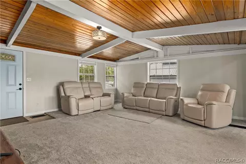 Living - 6466 N Lakeside Dr, Hernando, FL 34442 photo 3 of 5