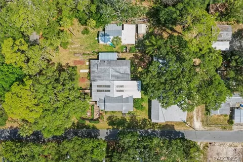 6 62nd St, Yankeetown, FL 34498