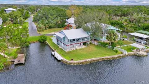 12396 W Standish Dr, Homosassa, FL 34448