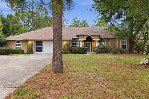 2667 W Pine Ridge Blvd, Beverly Hills, FL 34465
