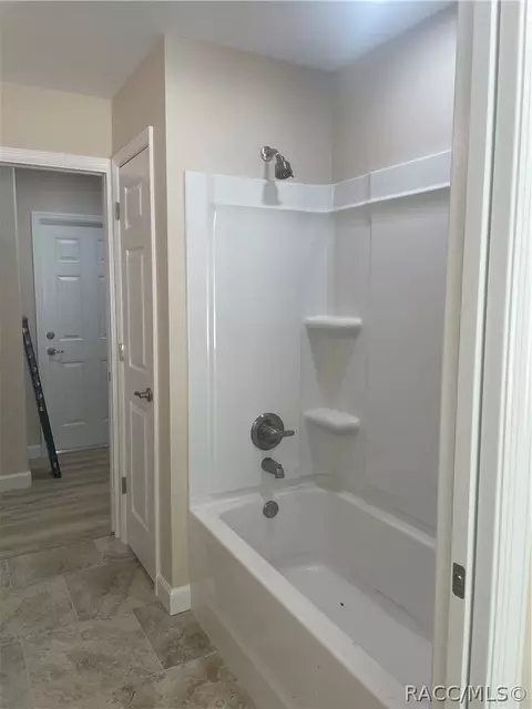 Bath - 6532 N Iris Dr, Hernando, FL 34442 photo 5 of 5