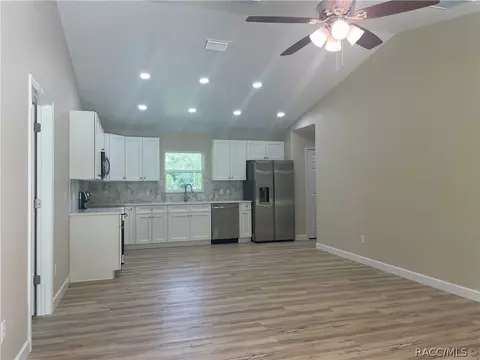 Living - 6532 N Iris Dr, Hernando, FL 34442 photo 2 of 3