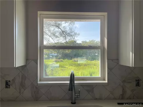 Kitchen - 6532 N Iris Dr, Hernando, FL 34442 photo 2 of 2