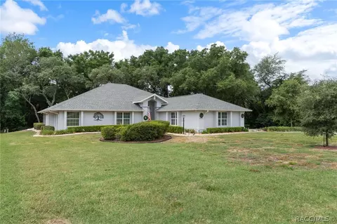 1523 N Marlborough Loop, Crystal River, FL 34429