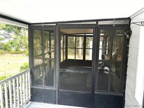 3935 E Lake Park Dr, Hernando, FL 34442 photo 6
