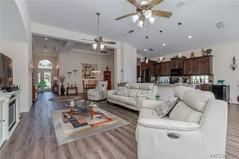Living - 639 W Doerr Path, Hernando, FL 34442 photo 1 of 1