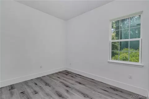 Bedroom - 225 E Caldwell Dr, Dunnellon, FL 34434 photo 6 of 7