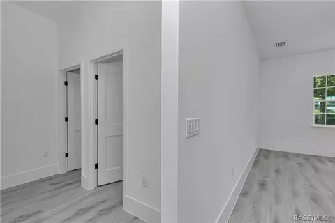 Entry Way - 225 E Caldwell Dr, Dunnellon, FL 34434 photo 5 of 6