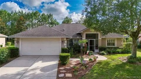 2669 N Brentwood Cir, Lecanto, FL 34461
