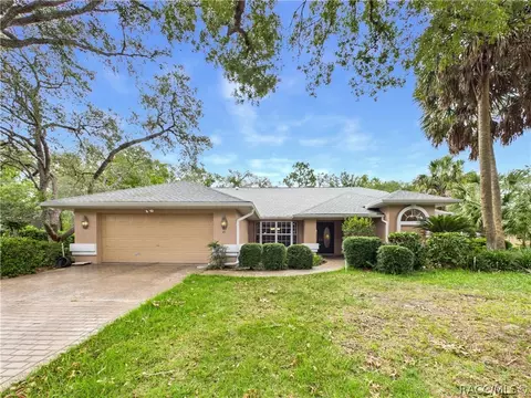 49 Sweetgum Ct N, Homosassa, FL 34446