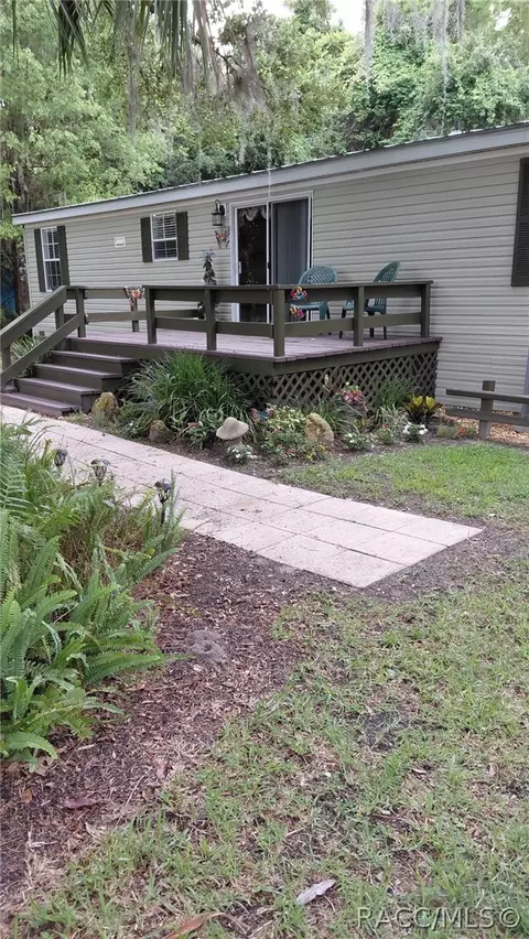 10830 SE 201st St, Inglis, FL 34449