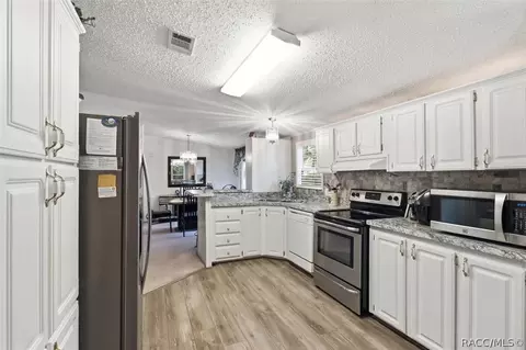 10830 SE 201st St, Inglis, FL 34449 photo 10