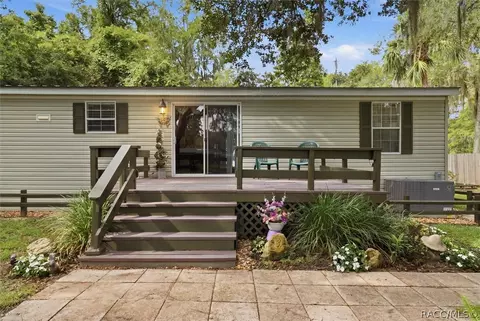 10830 SE 201st St, Inglis, FL 34449