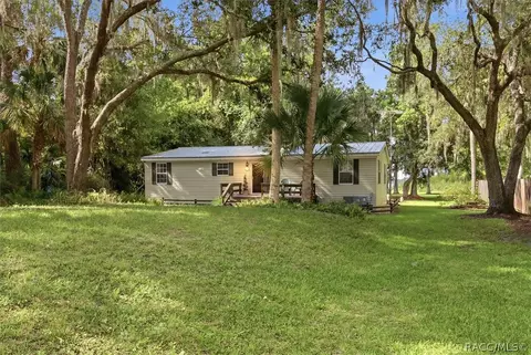 10830 SE 201st St, Inglis, FL 34449 photo 2