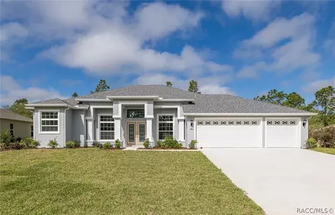 38 Vinca St, Homosassa, FL 34446