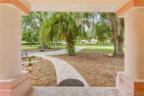Exterior - 507 E Gilchrist Ct, Hernando, FL 34442 photo 9 of 15