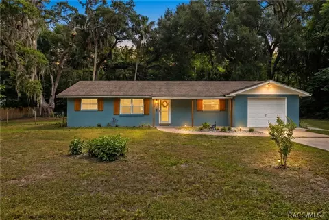 107 Allen Ave, Inglis, FL 34449